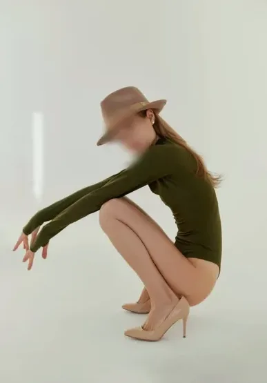 Bethany, 30