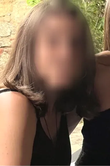 Emily, 33