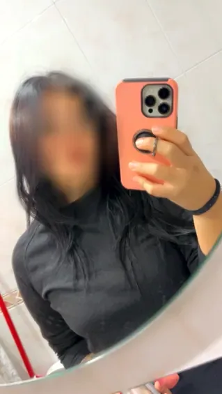 Erin, 30