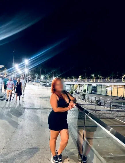 Paige, 40