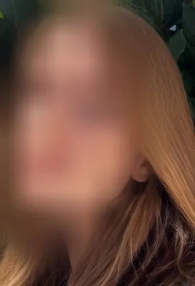 Zara, 23